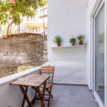Lovely Apartment With Balcony In The Center Of Besiktas *