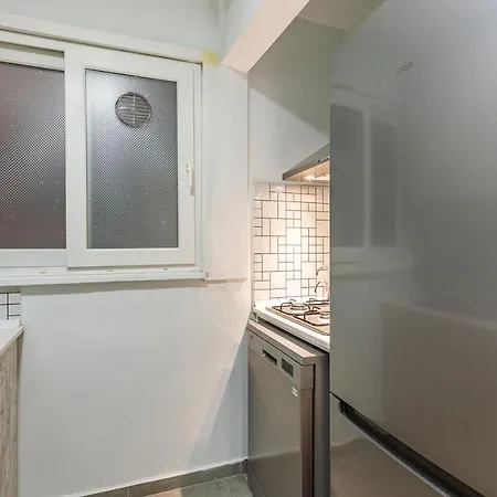 Lovely Apartment With Balcony In The Center Of Besiktas *